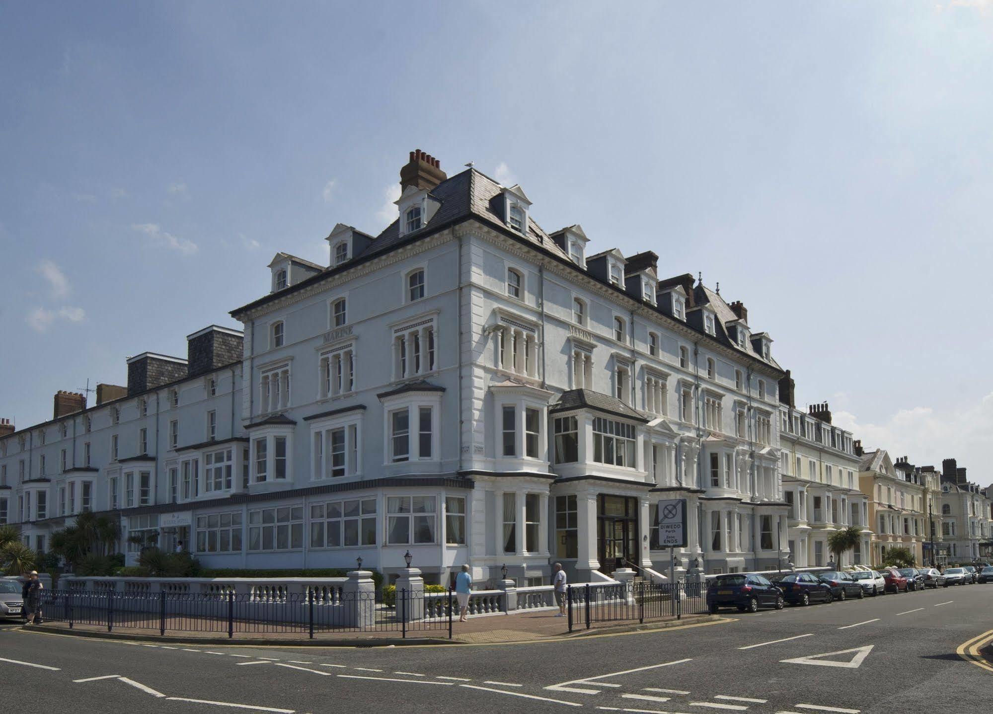 The Marine Hotel Llandudno Exterior photo